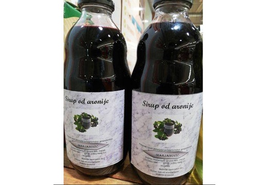 Aronija sirup